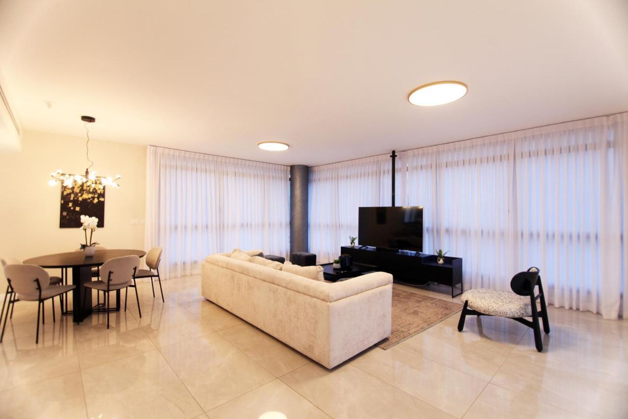 Mini Penthouse Near The Beach Netanya Eksteriør bilde